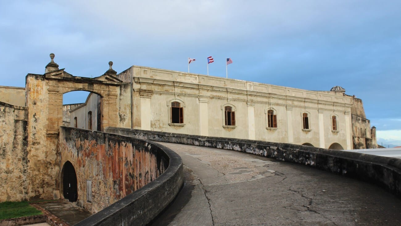 Free Play Wed 2/14 - 🏰 Castillo de San Cristobal en Old San Juan