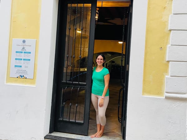 Free Play Wed. 4/30 Old San Juan Yoga & Craft Family Workshop 🧘🏾‍♀️
